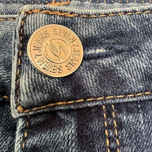 Seven7 Weekend 5" Fray Hem Denim Shorts Size 16 - Picture 8 of 8